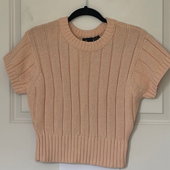 Vintage Sweaters - Vintage Liz Sport Peach Crop Sweater Medium